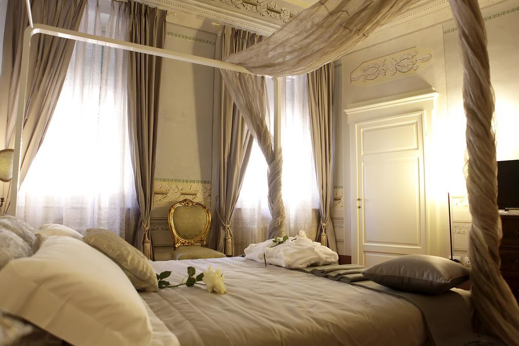 Residenza D'Epoca -Santa Caterina Acomodação com café da manhã Pisa Quarto foto